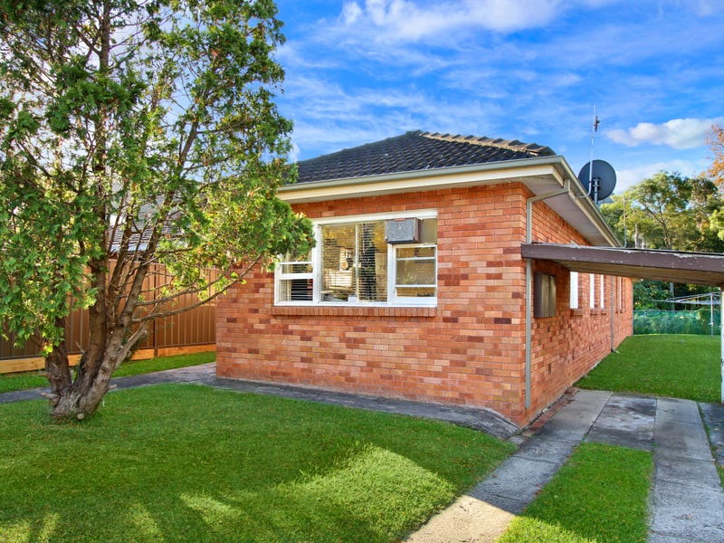 2/14 Lang Street, Balgownie, NSW 2519