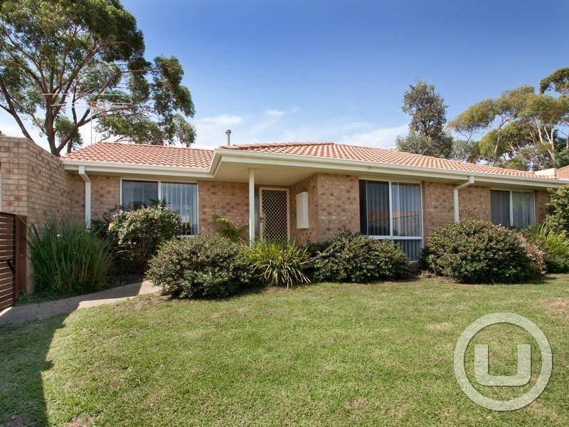 3/26 Pamela Place, Mornington, Vic 3931 Property Details