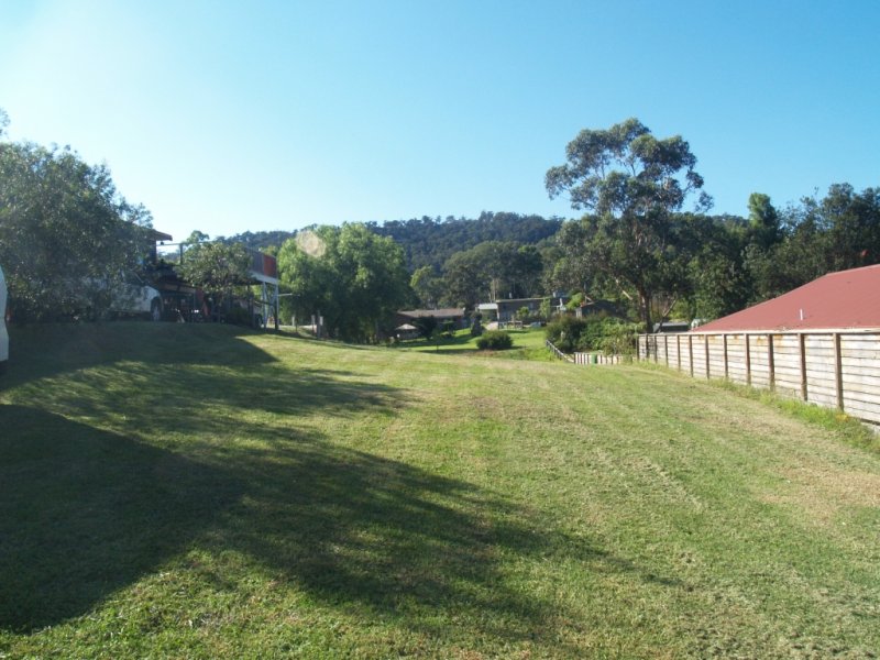 8 Eden Street, Wolumla, NSW 2550