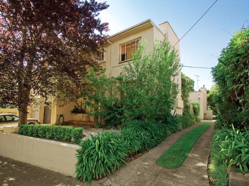 2/23 Woodside Cres, Toorak, VIC 3142