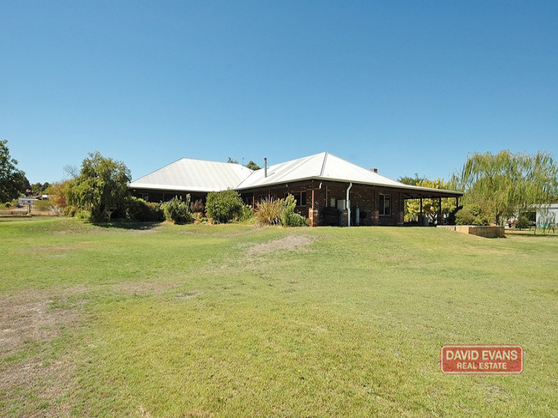 243 Badgerup Road, Wanneroo, WA 6065 Property Details