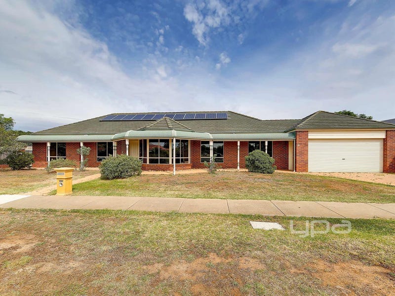 51 St Andrews Drive, Werribee, Vic 3030 Property Details