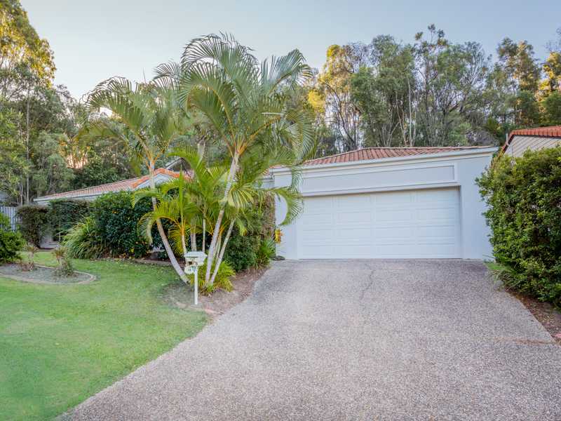15 Humberside Close, Mudgeeraba, Qld 4213 Property Details