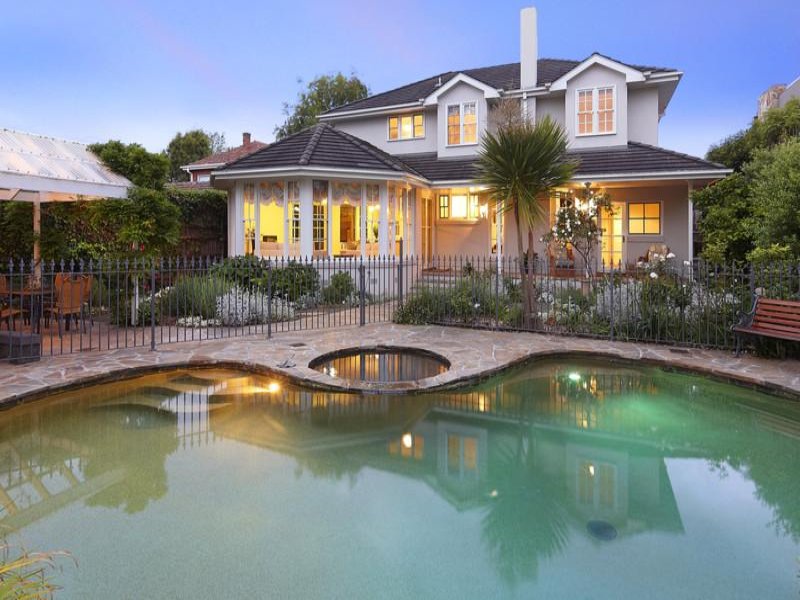 10 Victoria Street, Sandringham, Vic 3191 Property Details