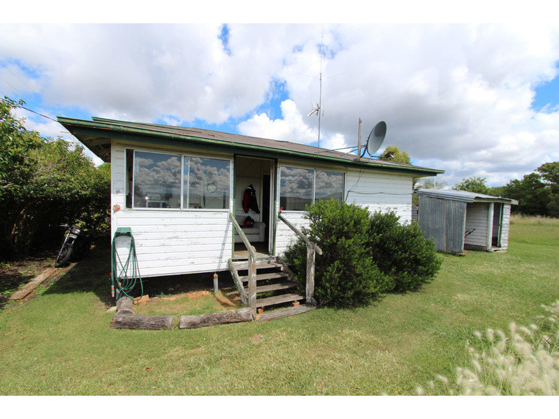 127 King Street, Clifton, Qld 4361 Property Details