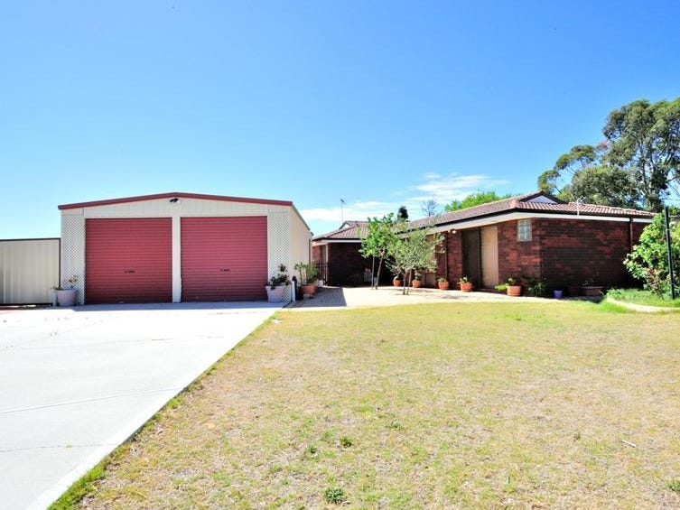 10 Evans Place, Padbury, WA 6025 Property Details