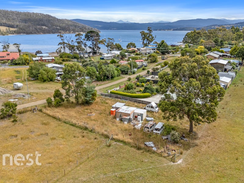 17 Wilsons Road, Deep Bay, TAS 7112