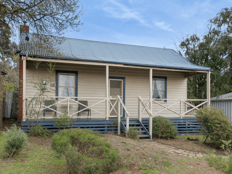 254 Carpenter Street S, Spring Gully, VIC 3550