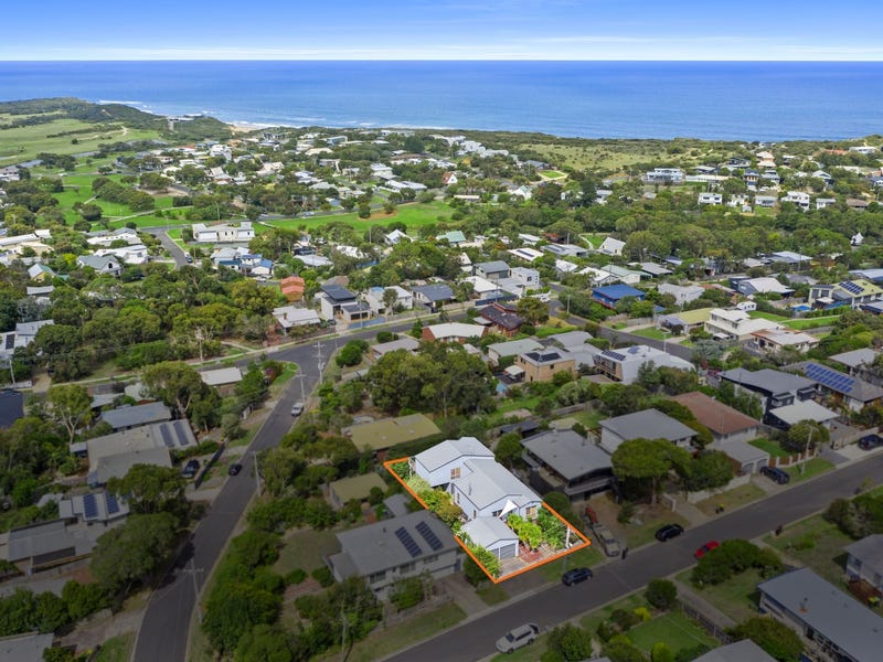 1 East View Terrace Jan Juc Vic 3228 Realestate Com Au