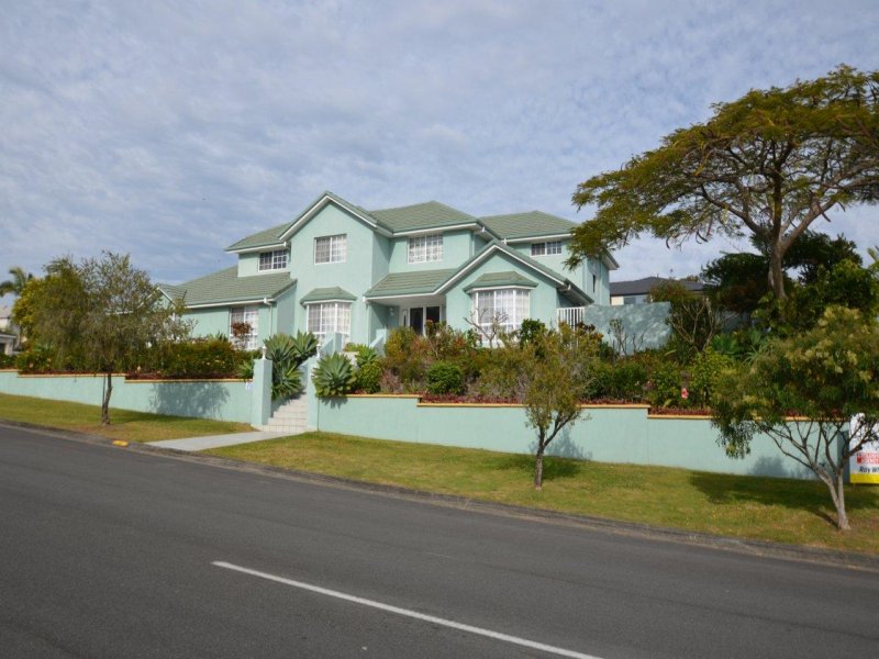 23 Arun Drive, Arundel, QLD 4214