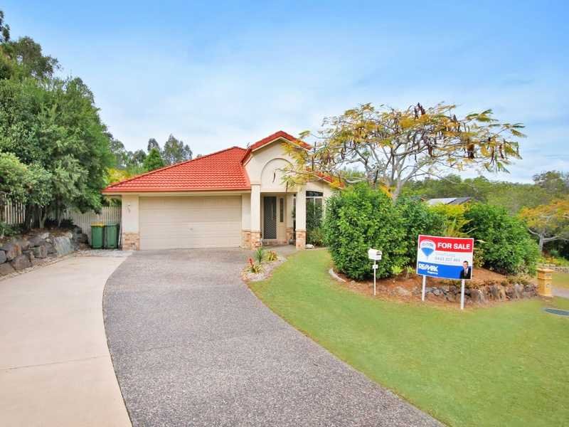 4 Swanton Drive, Mudgeeraba, Qld 4213 Property Details