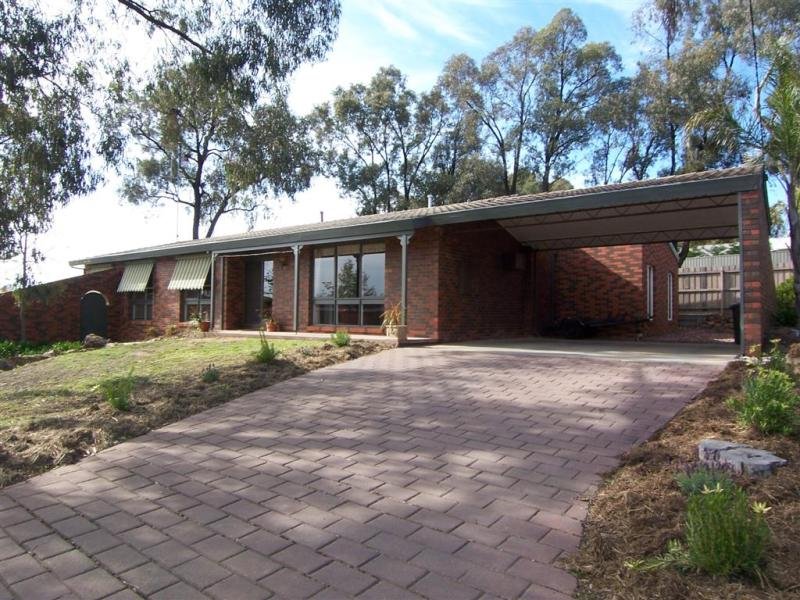 25 Button Street, Strathdale, Vic 3550 Property Details