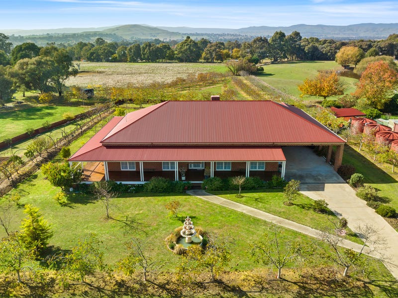 59 Monkey Gully Road, Mansfield, VIC 3722