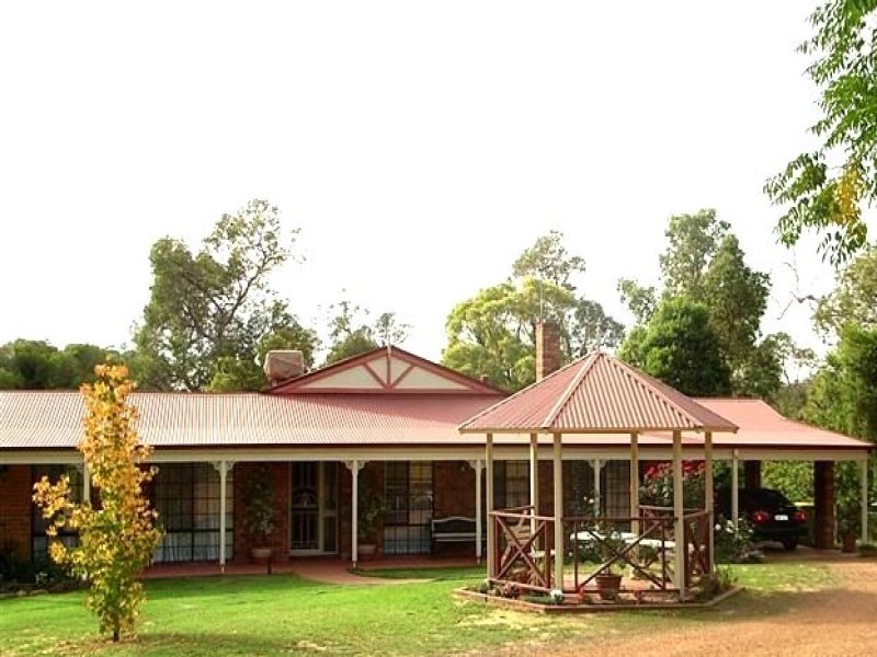 25 Grange Cres, Gooseberry Hill, WA 6076