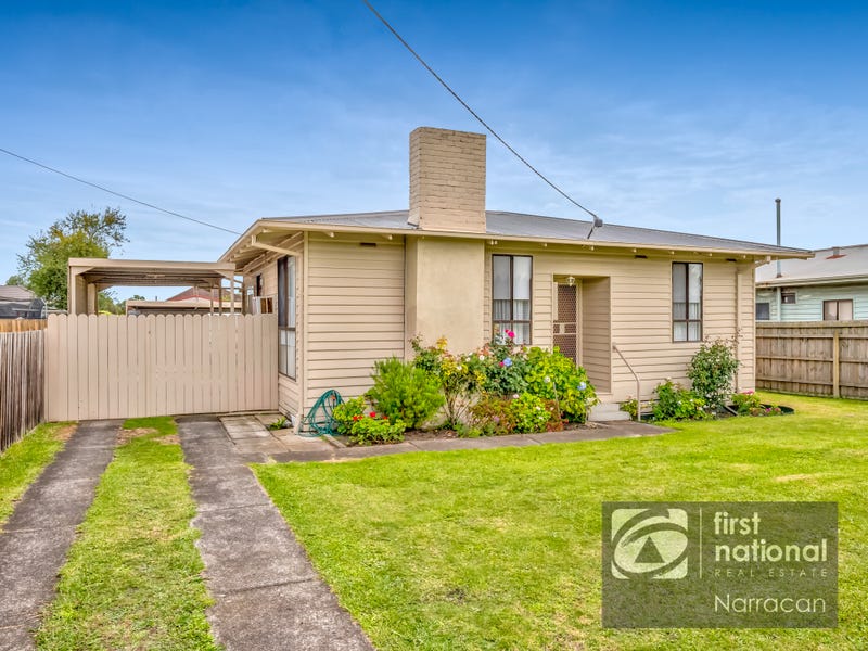 22 Alexander Avenue, Moe, Vic 3825