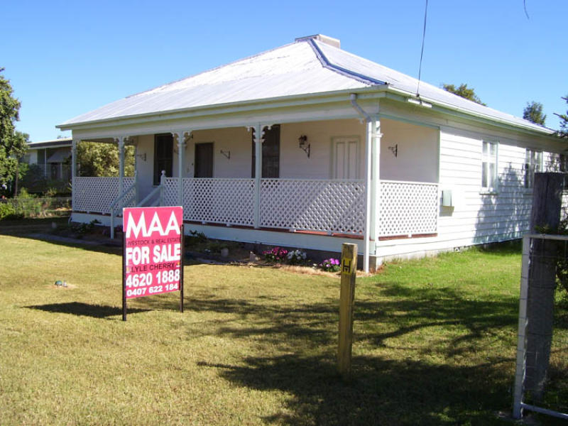 7 Lewis Street, Roma, QLD 4455 - realestate.com.au