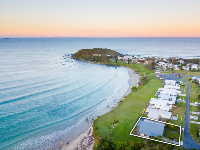 16 First Avenue, Arrawarra Headland, NSW 2456