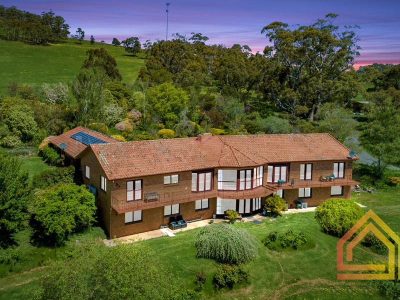 1011 Bacchus Marsh Road, Bullengarook, VIC 3437