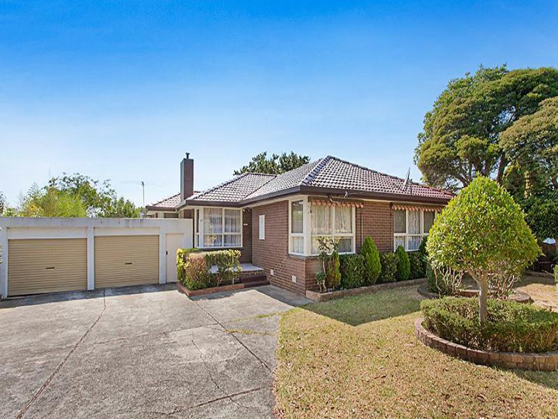 17 Helen Road, Ferntree Gully, VIC 3156