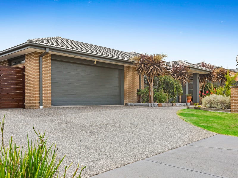 29 Hazeldene Way, Rosebud, Vic 3939 Property Details