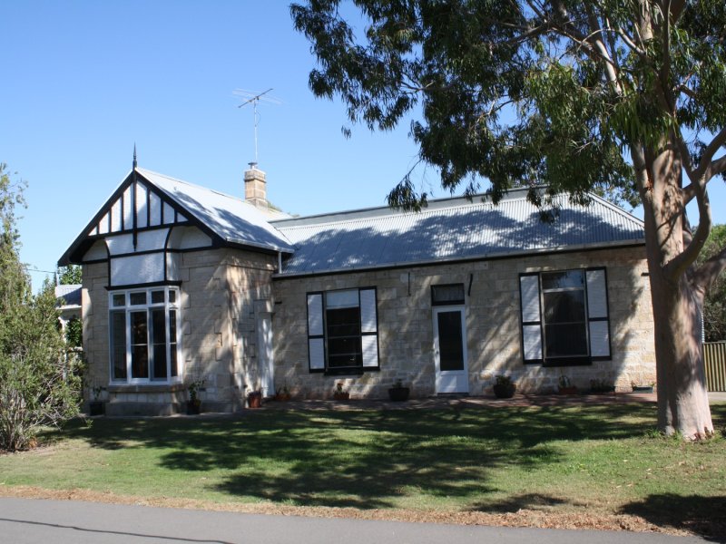 18 Sandstone Avenue, Naracoorte, SA 5271