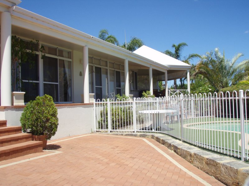 131A Riverton Drive W, Rossmoyne, WA 6148