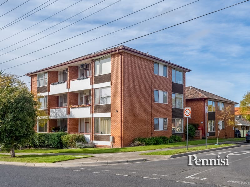 8/23 Brewster Street, Essendon, VIC 3040
