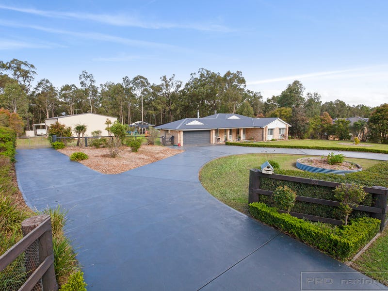 35 Woodlands Drive, Thornton, NSW 2322 Property Details