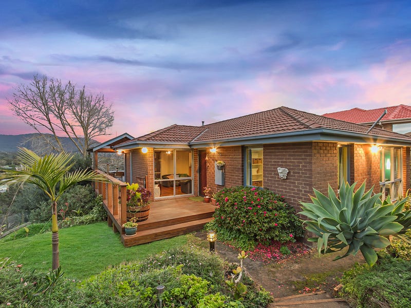 12 Struan Avenue, Mooroolbark, Vic 3138 House for Sale realestate