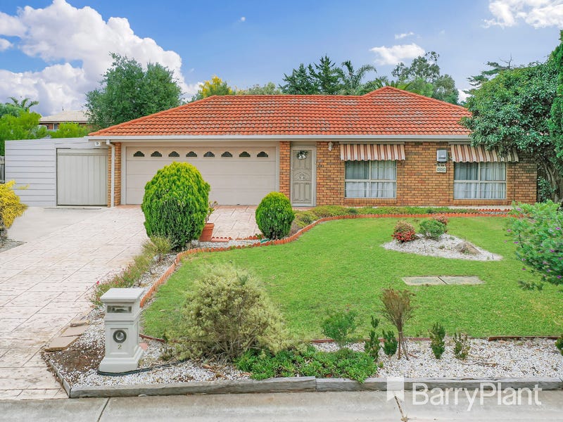 2 Mckinnon Court, Melton West, VIC 3337