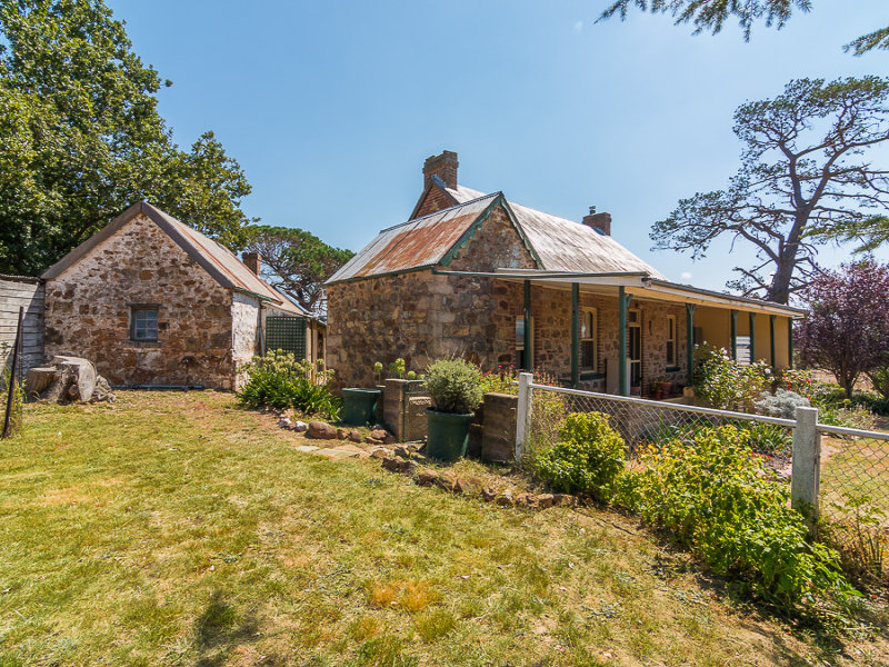 5267 Braidwood Road, Tirrannaville, NSW 2580