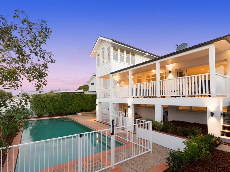 8 Sefton Road, Clayfield, Qld 4011