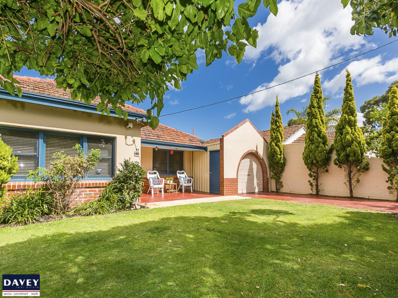 77 Burniston Street, Scarborough, WA 6019