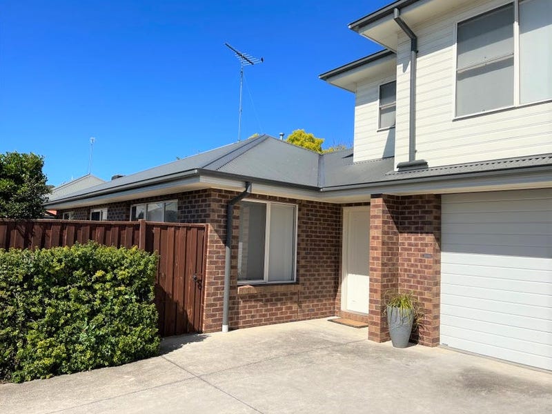 2/7 Calder Street, Manifold Heights, VIC 3218