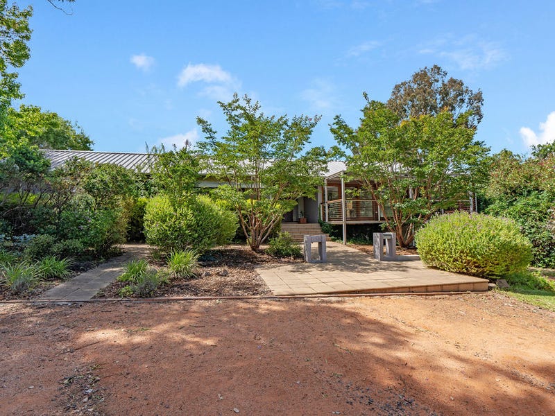 10 Derrick Street, Campbell, ACT 2612