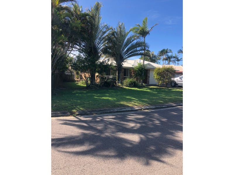 11 Banksia Cres, Marcoola, QLD 4564