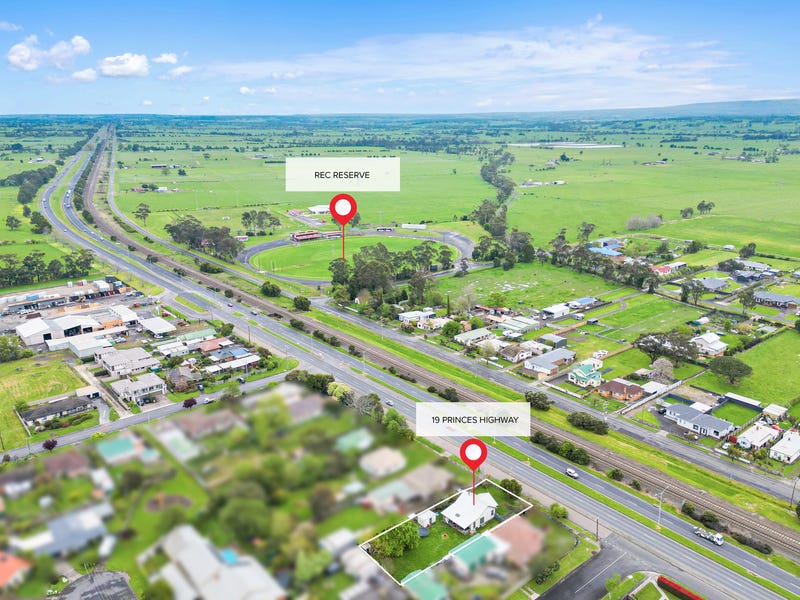 19 Princes Highway, Trafalgar, Vic 3824 House for Sale