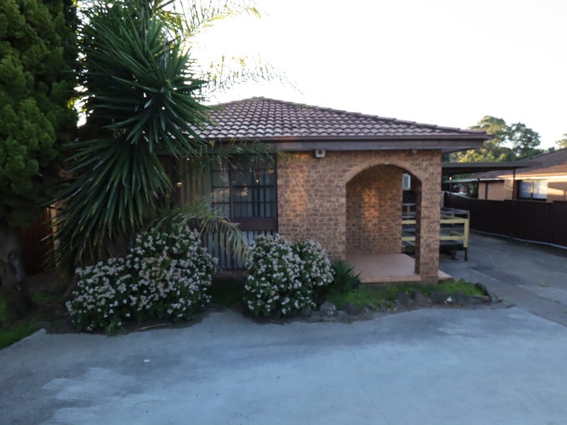 77 Montgomery Road, Bonnyrigg, NSW 2177