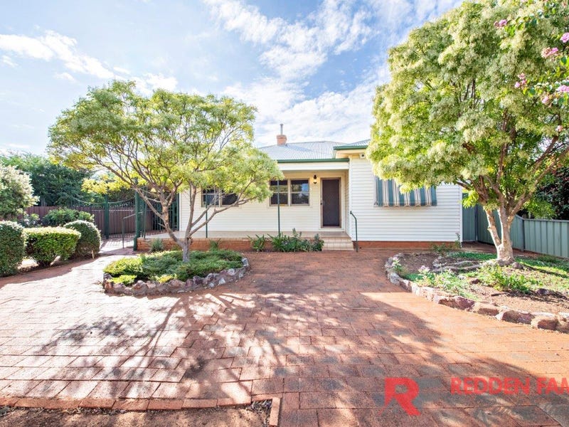76 Young Street, Dubbo, NSW 2830 Property Details