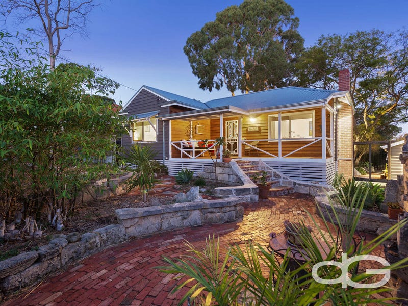 35 Snook Crescent, Hilton, WA 6163 Property Details