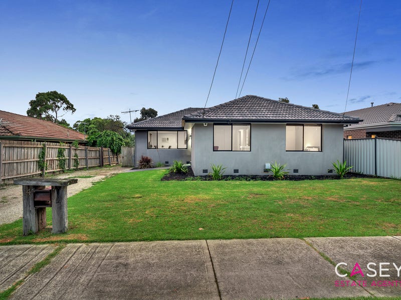 14 Dearing Avenue, Cranbourne, VIC 3977