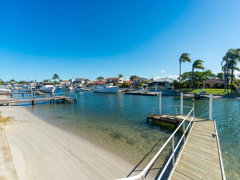 10 Bass Place, Paradise Point, QLD 4216