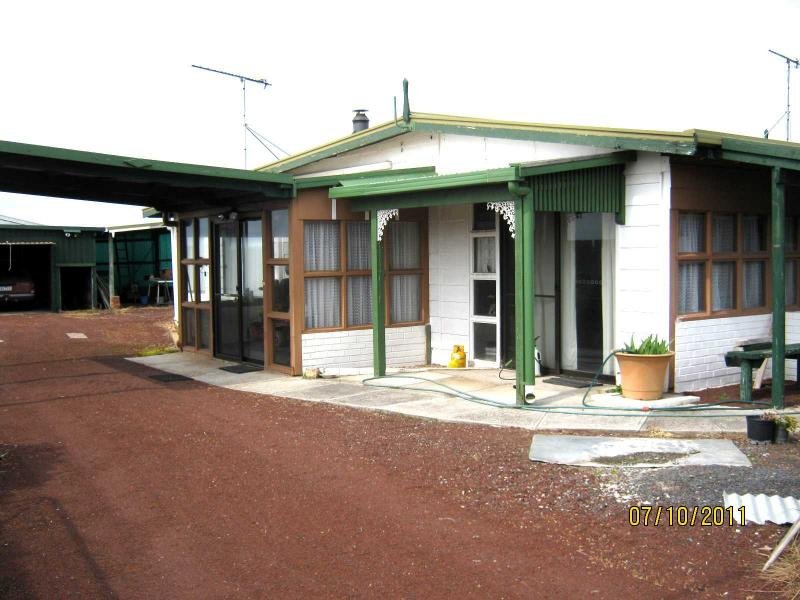 424 Dutton Way, Bolwarra, Vic 3305 Property Details