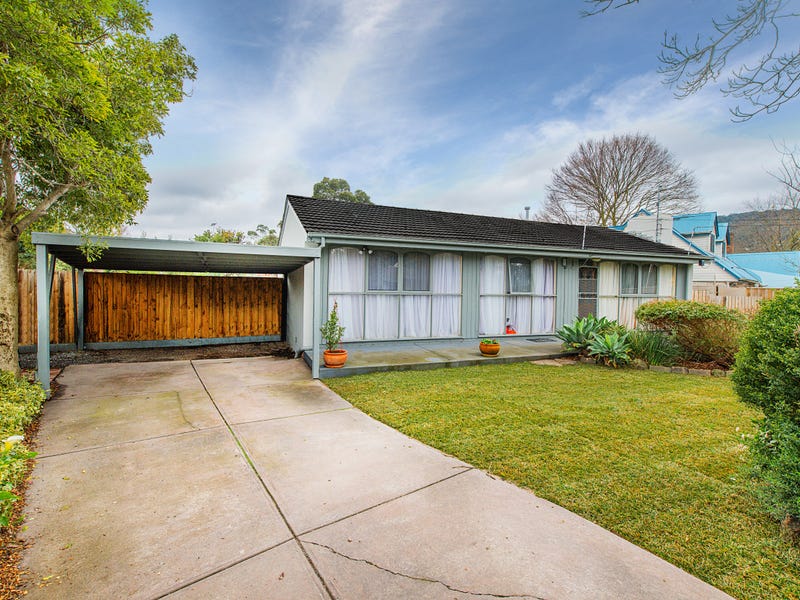 42 Willow Road, Upper Ferntree Gully, VIC 3156