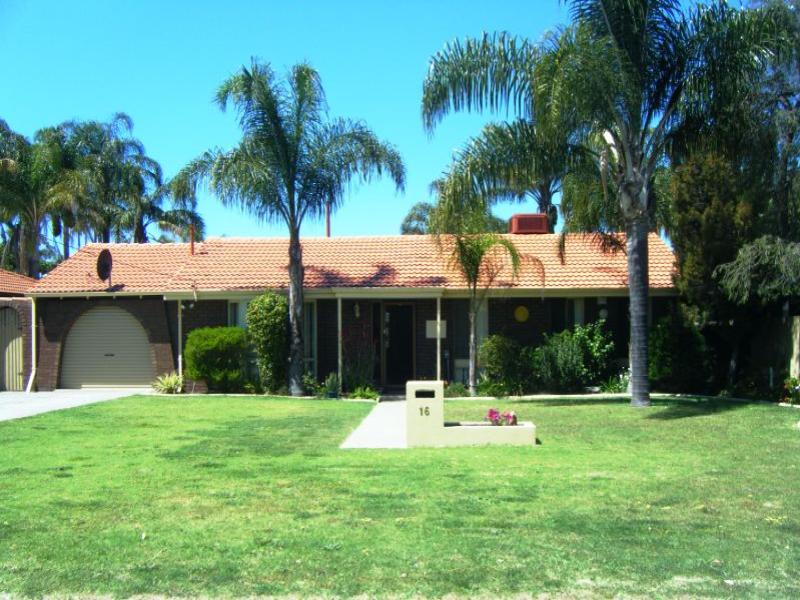 16 Koel Way, Thornlie, WA 6108 Property Details