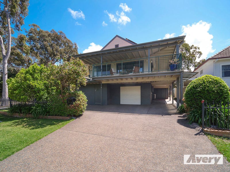 7 Ambrose Street, Carey Bay, NSW 2283