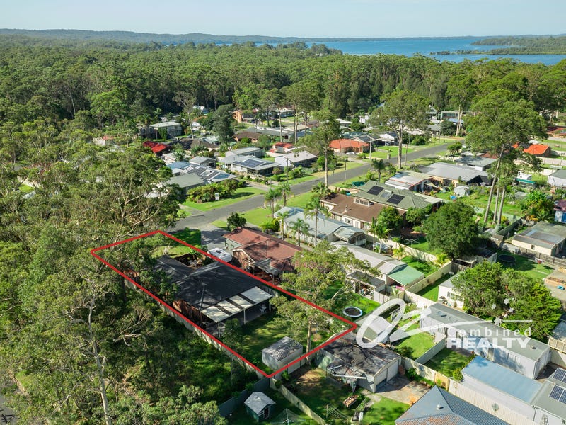 27 Roberts Street, Old Erowal Bay, NSW 2540