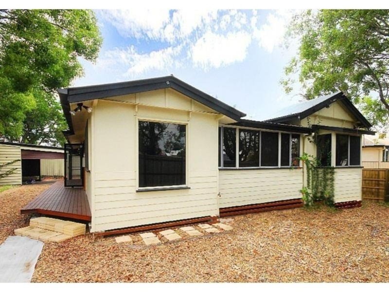 690 Oxley Road, Corinda, Qld 4075