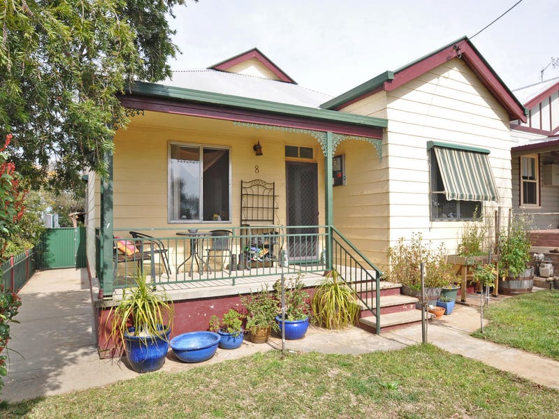 8 Kemp Street, Junee, NSW 2663 Property Details