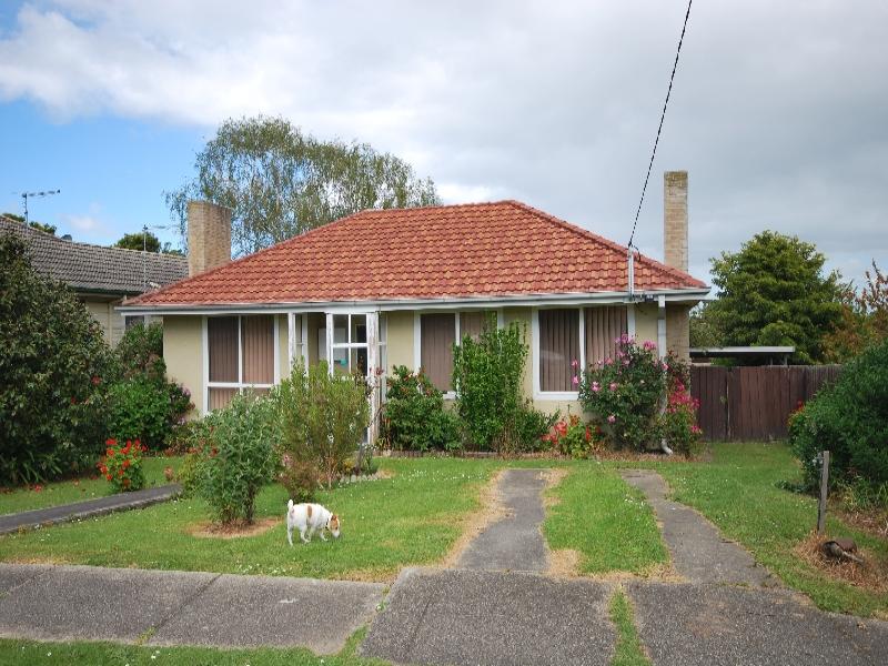 4 Gunn Street, Toora, Vic 3962 Property Details